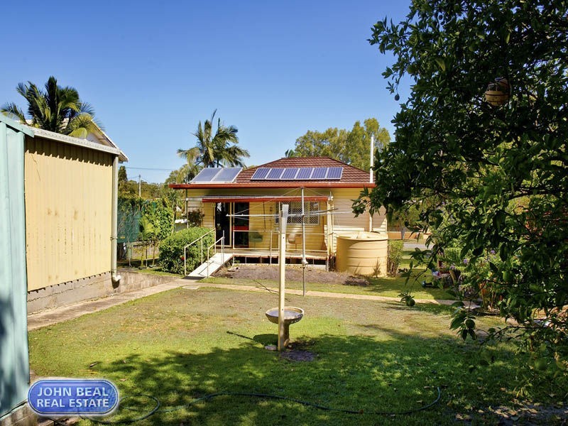 12 Brennan Road, Scarborough QLD 4020