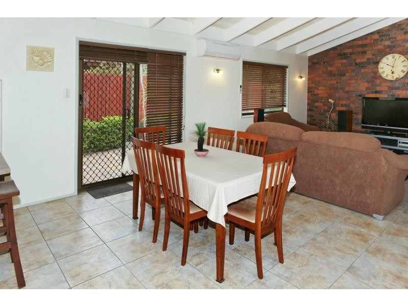 6 Finnegan Street, Rothwell QLD 4022