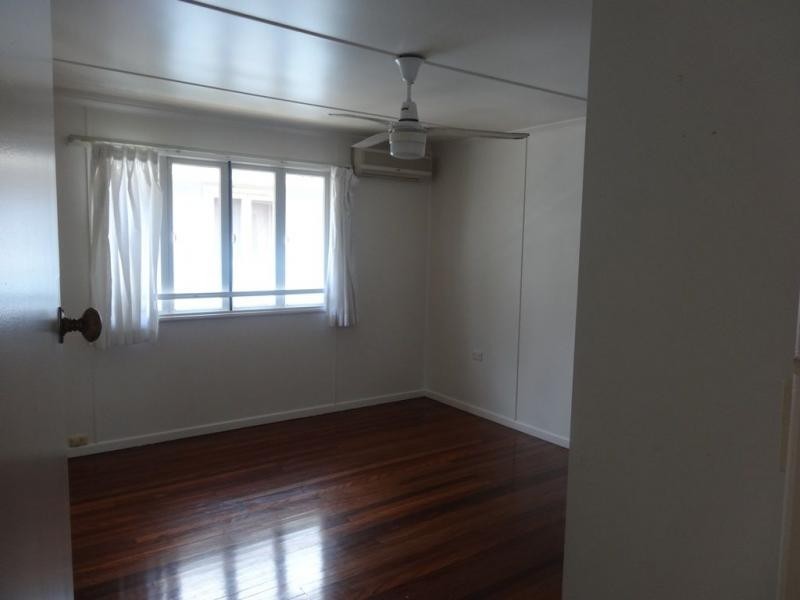 15 Utalong Street, Deagon QLD 4017