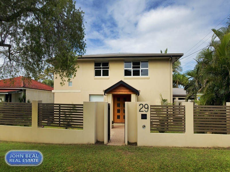 29 Murphy Street, Scarborough QLD 4020