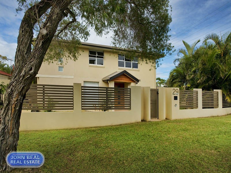 29 Murphy Street, Scarborough QLD 4020