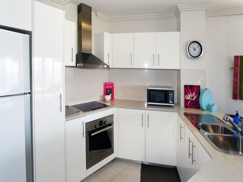 508/87 Landsborough Avenue, Scarborough QLD 4020