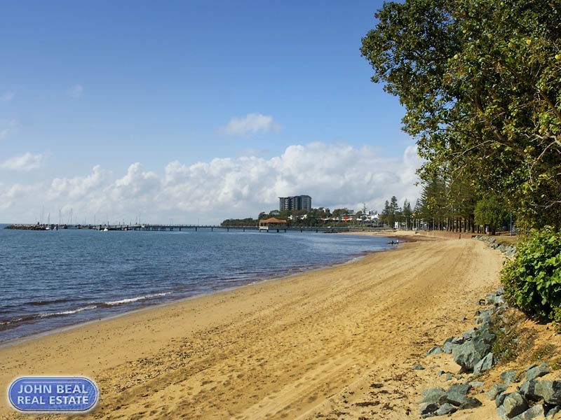 2/9 Queen Street, Scarborough QLD 4020