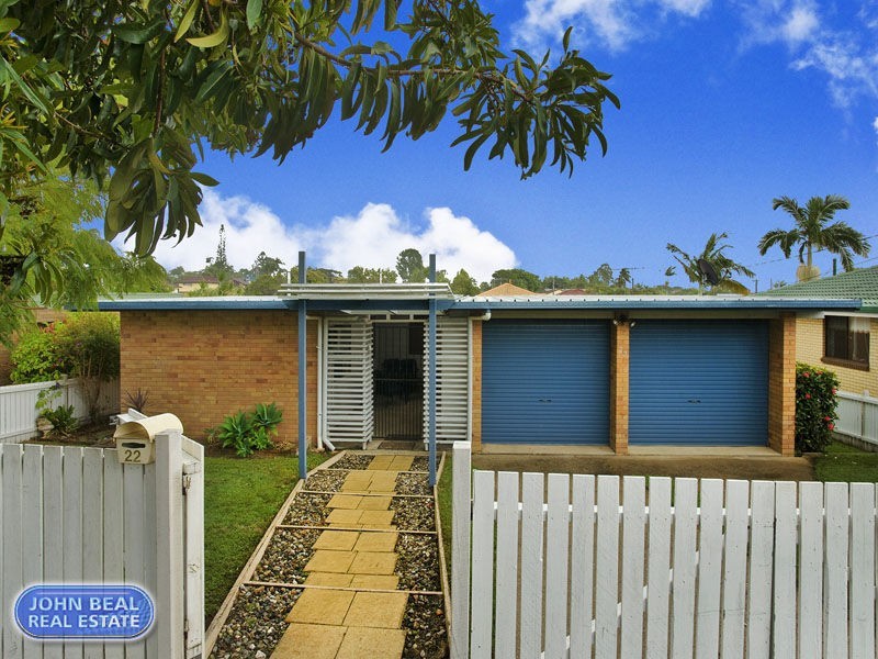 22 Houghton Avenue, Redcliffe QLD 4020