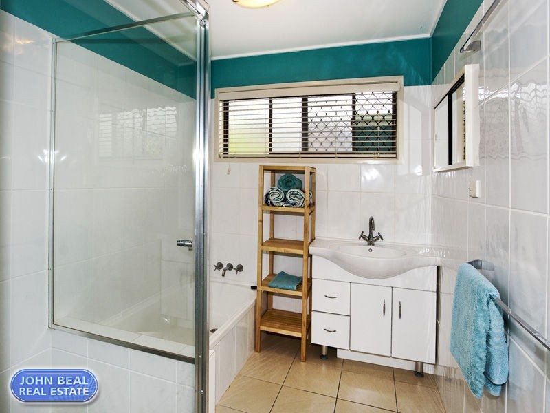 22 Houghton Avenue, Redcliffe QLD 4020