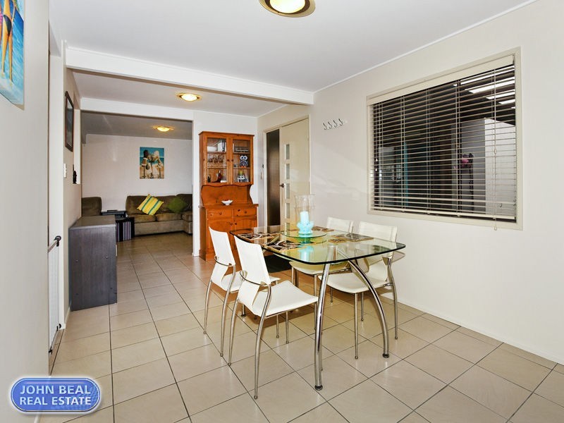 22 Houghton Avenue, Redcliffe QLD 4020