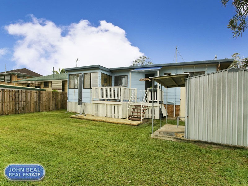 22 Houghton Avenue, Redcliffe QLD 4020
