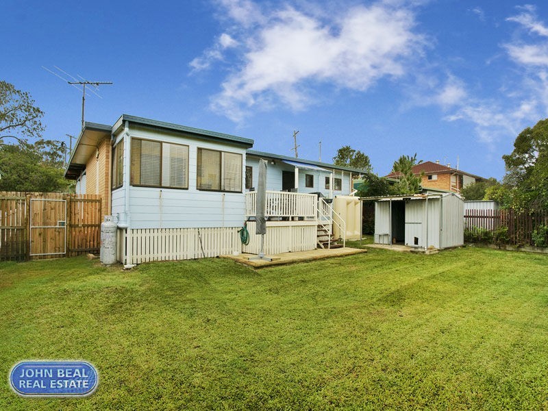 22 Houghton Avenue, Redcliffe QLD 4020