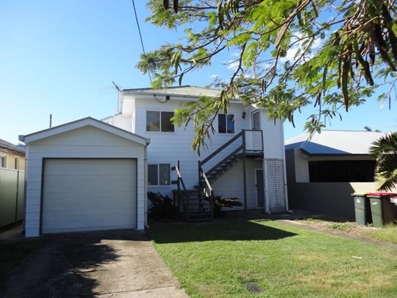 1/10 Garnet Street, Scarborough QLD 4020