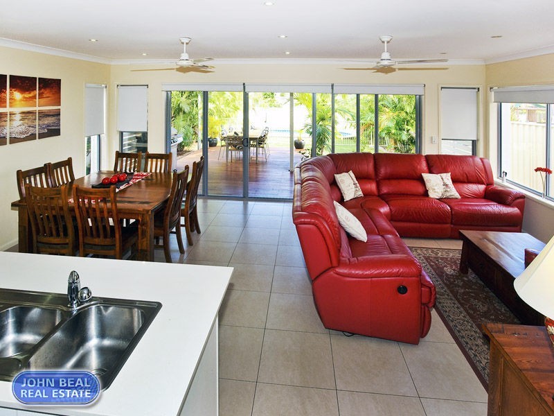 147a Scarborough Road, Redcliffe QLD 4020