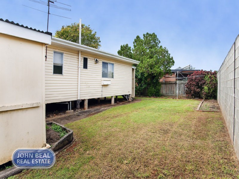 81 Arthur Street, Woody Point QLD 4019