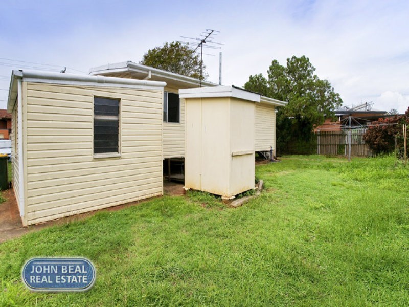 81 Arthur Street, Woody Point QLD 4019