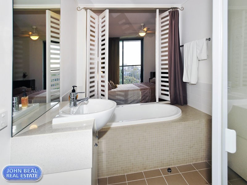 603/25 Dix Street, Redcliffe QLD 4020