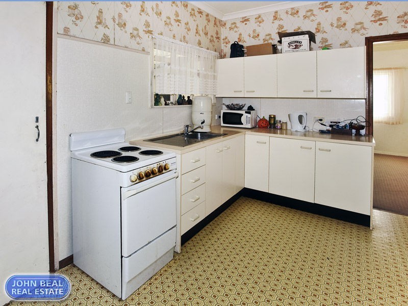43 Dover Road, Margate QLD 4019