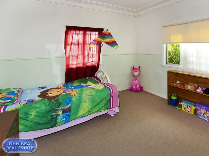 43 Dover Road, Margate QLD 4019
