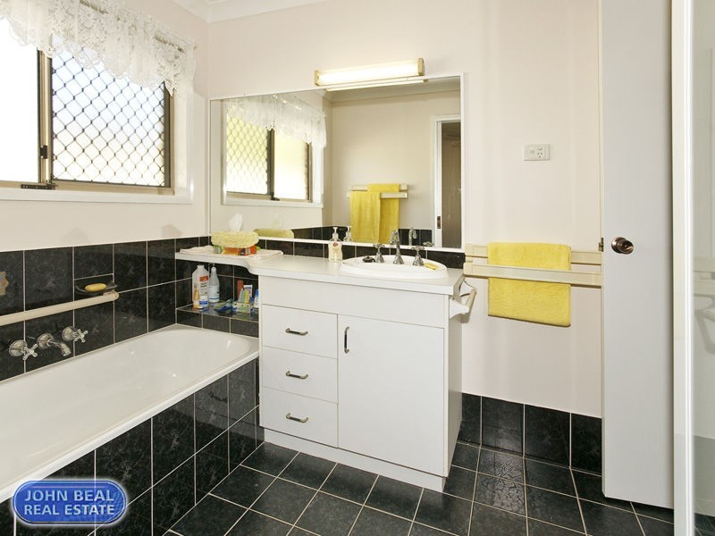 25 Cremorne Court, Kippa-ring QLD 4021