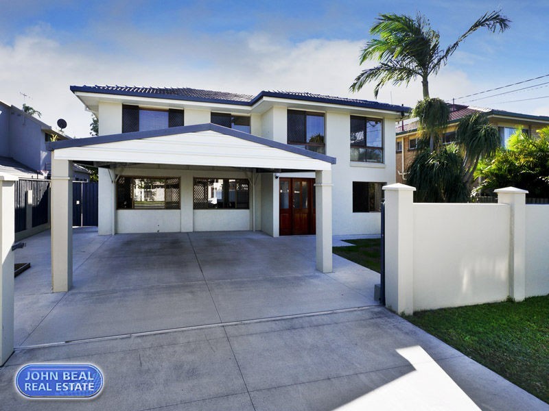 94 Griffith Road, Scarborough QLD 4020