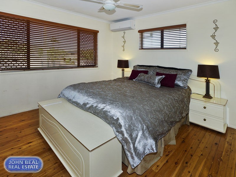 94 Griffith Road, Scarborough QLD 4020