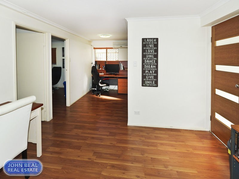 94 Griffith Road, Scarborough QLD 4020