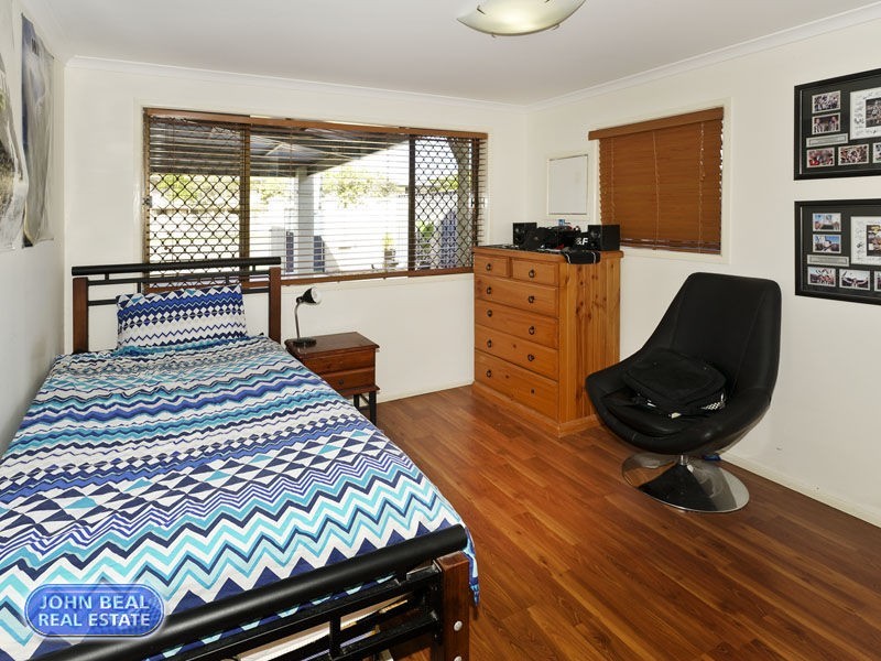 94 Griffith Road, Scarborough QLD 4020