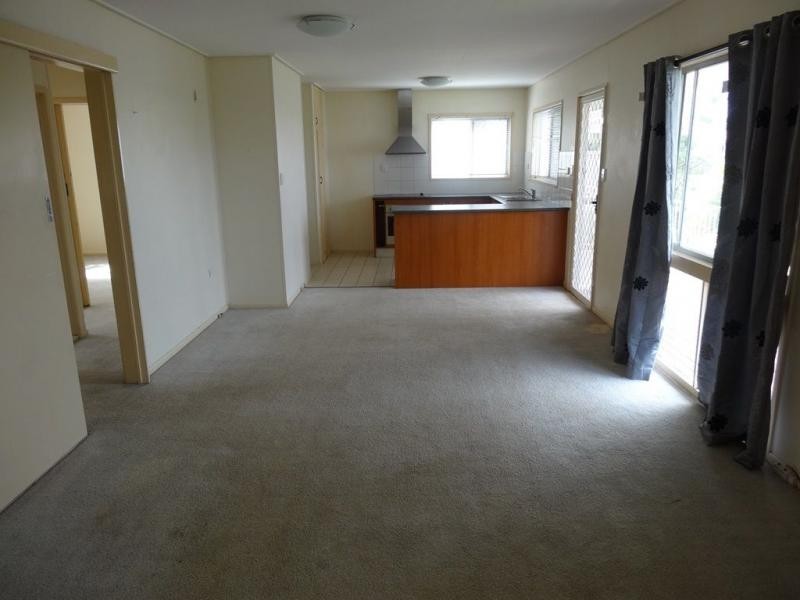1/109 Prince Edward Parade, Scarborough QLD 4020