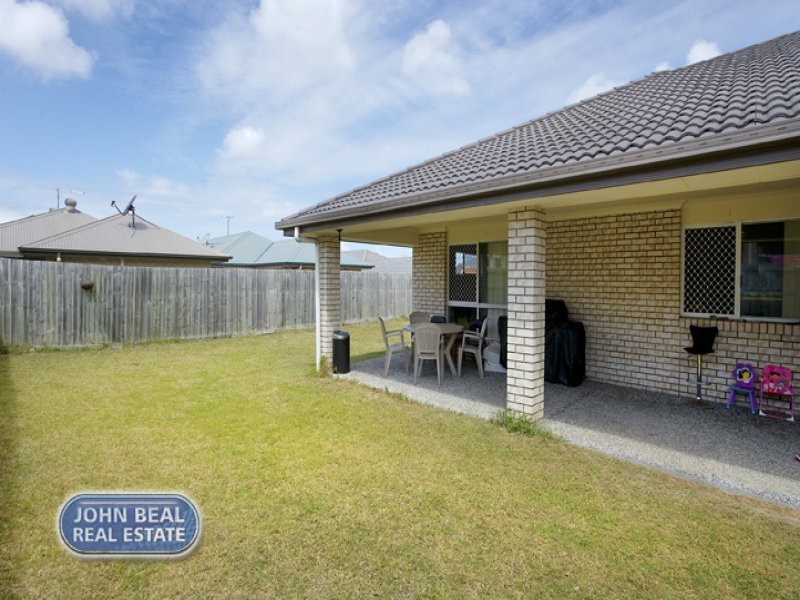 33 Amity Drive, Rothwell QLD 4022