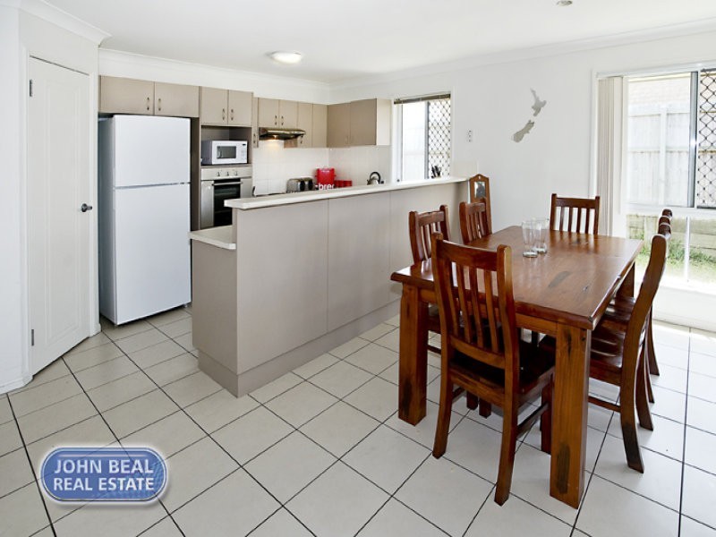 33 Amity Drive, Rothwell QLD 4022