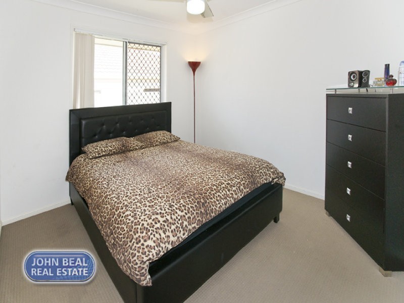 33 Amity Drive, Rothwell QLD 4022