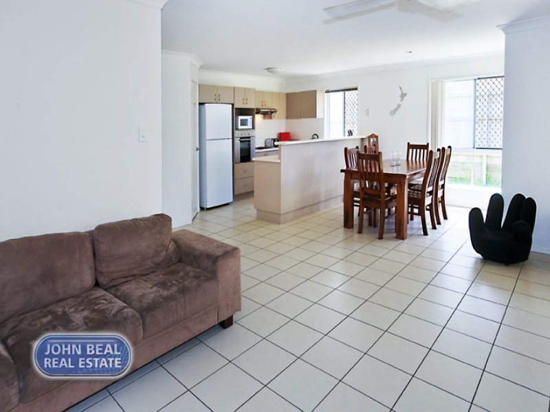 33 Amity Drive, Rothwell QLD 4022