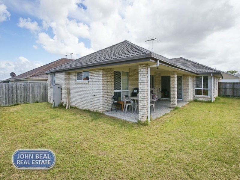 33 Amity Drive, Rothwell QLD 4022