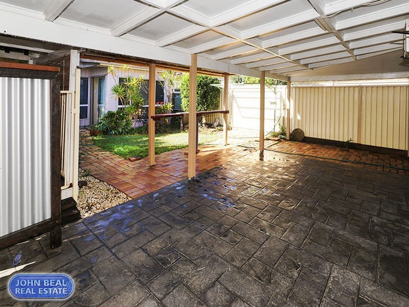 54 Sportsground Street, Redcliffe QLD 4020