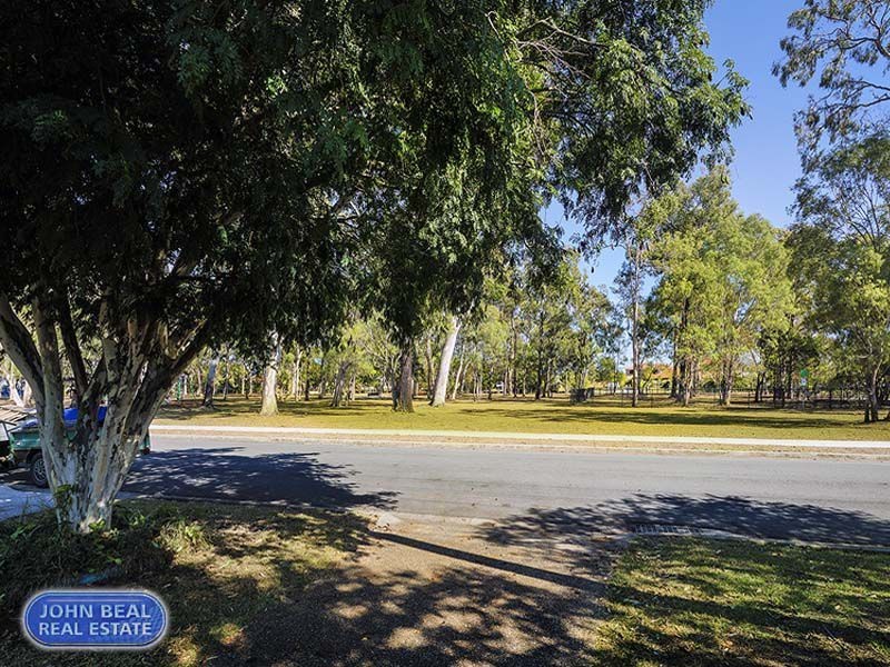 54 Sportsground Street, Redcliffe QLD 4020