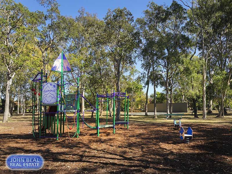 54 Sportsground Street, Redcliffe QLD 4020