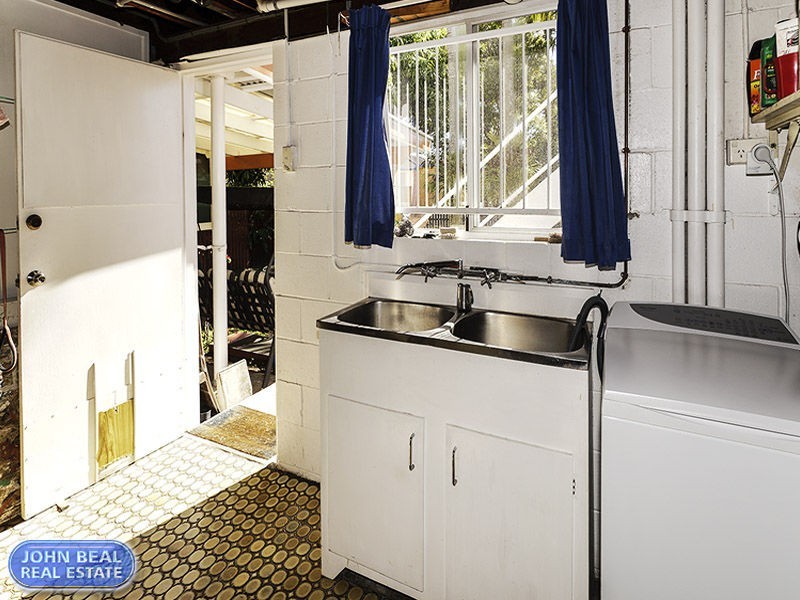 96 Klingner Road, Redcliffe QLD 4020