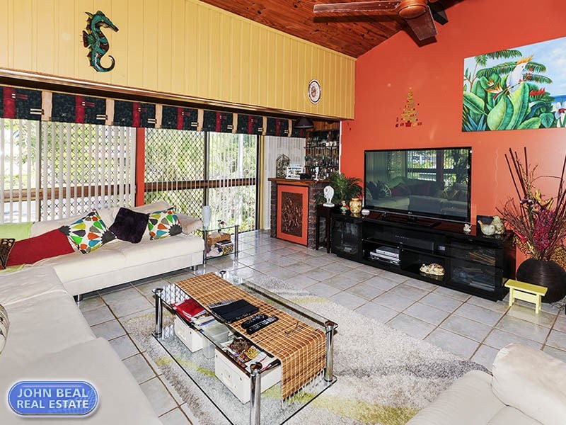 134 Anzac Avenue, Redcliffe QLD 4020