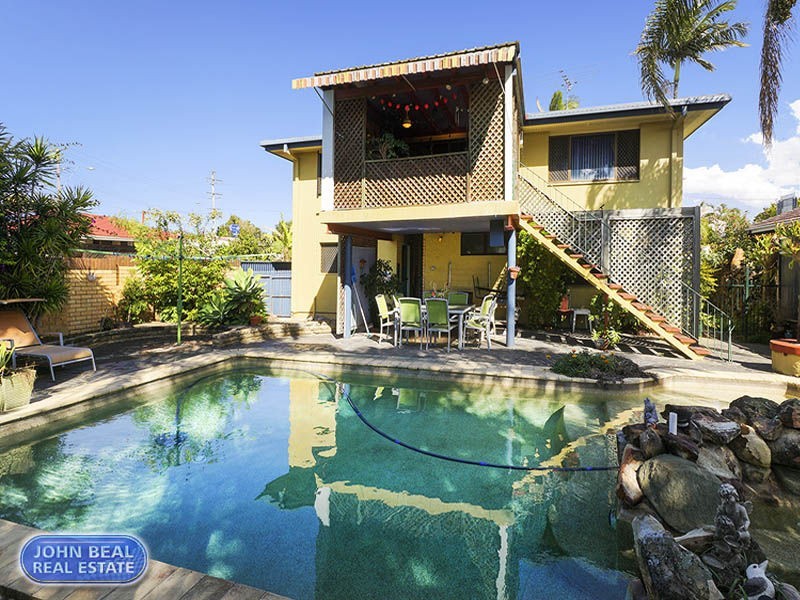 134 Anzac Avenue, Redcliffe QLD 4020