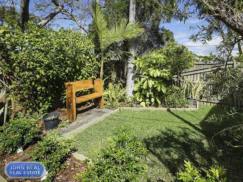 29 Livermore Street, Redcliffe QLD 4020