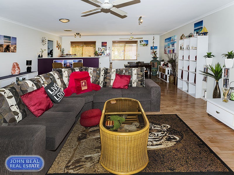 2/5 Cornelius Street, Clontarf QLD 4019