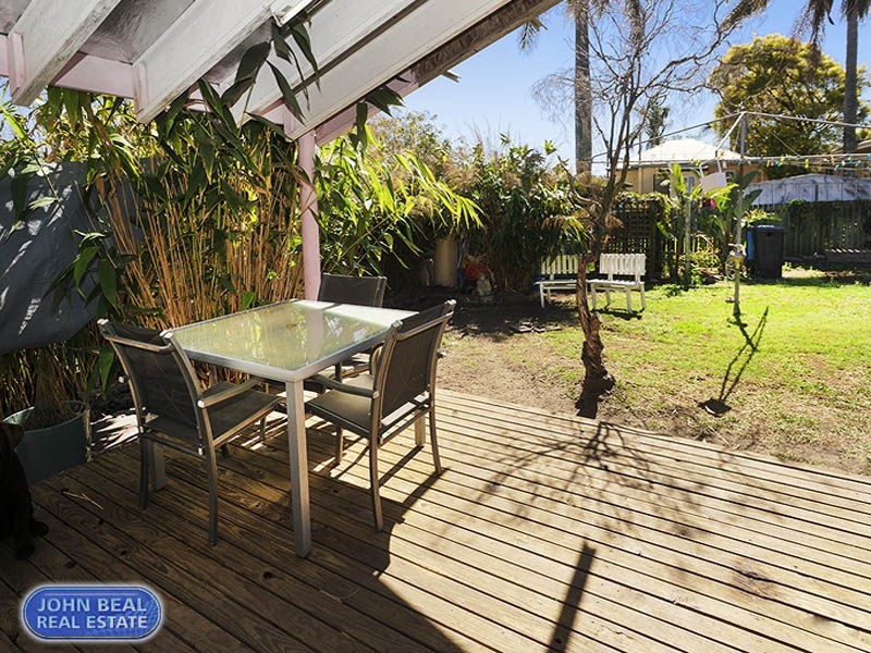 42 Pearl Street, Scarborough QLD 4020