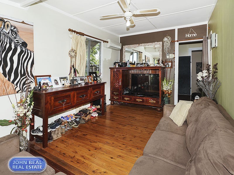 42 Pearl Street, Scarborough QLD 4020