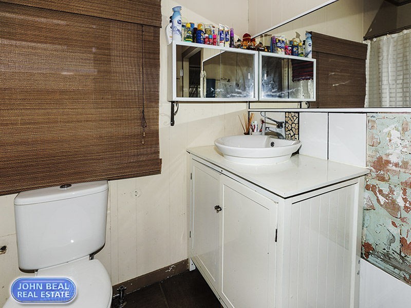 42 Pearl Street, Scarborough QLD 4020