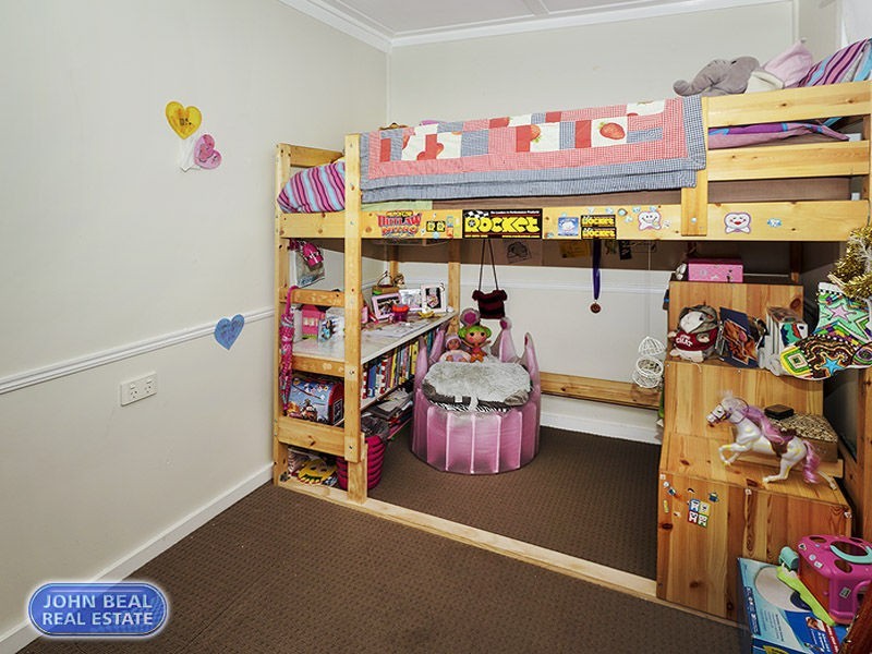 42 Pearl Street, Scarborough QLD 4020