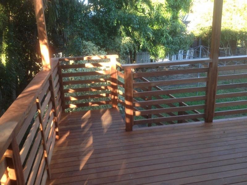 26 McLennan Street, Woody Point QLD 4019