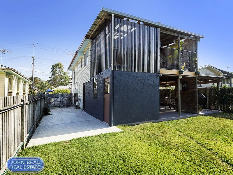 15 Conley Street, Clontarf QLD 4019