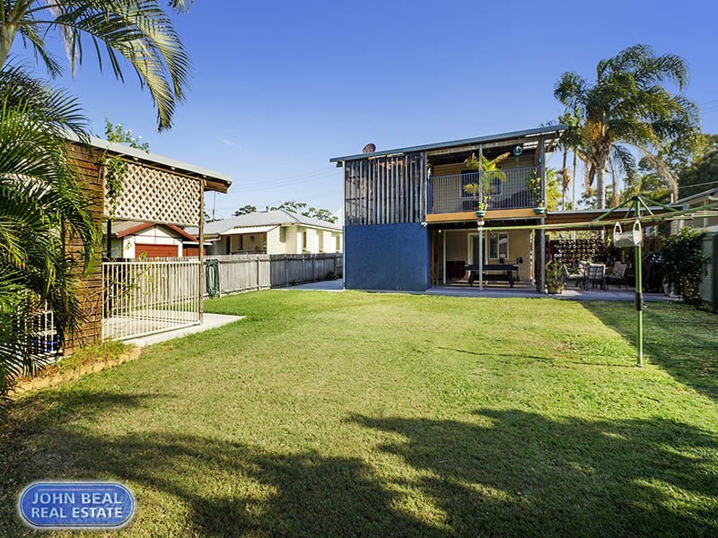 15 Conley Street, Clontarf QLD 4019