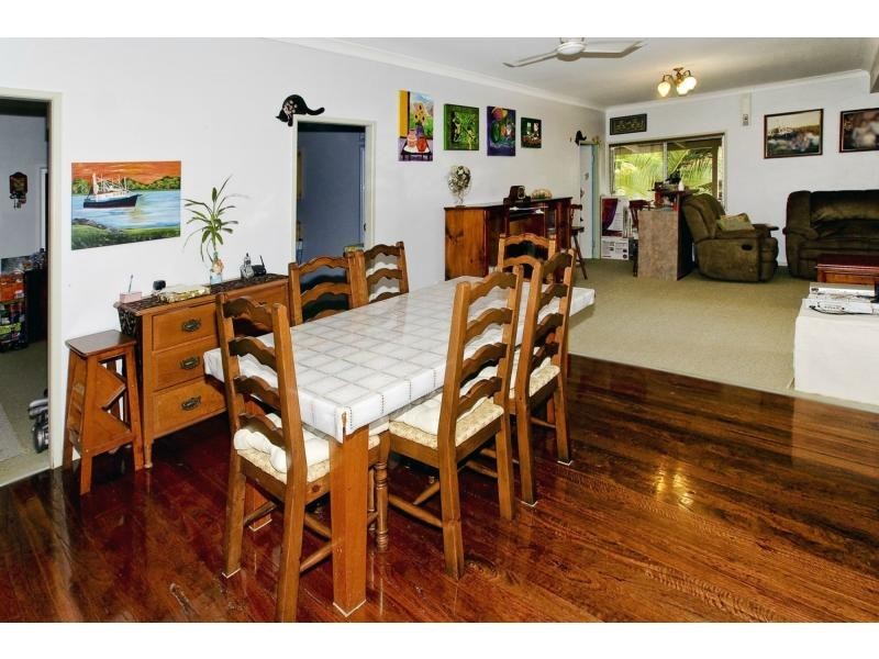 151 Anzac Avenue, Redcliffe QLD 4020