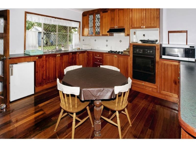 151 Anzac Avenue, Redcliffe QLD 4020