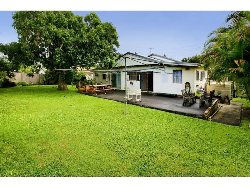 151 Anzac Avenue, Redcliffe QLD 4020