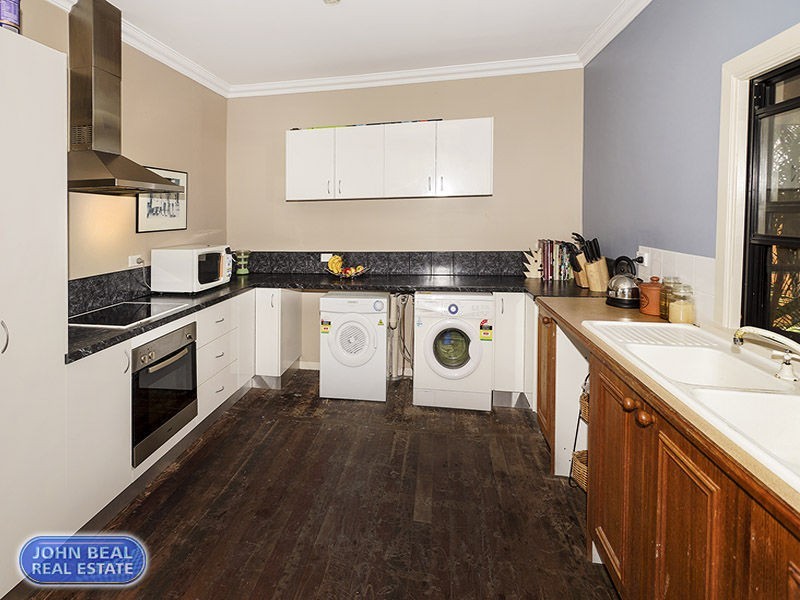 37 Bailey Street, Woody Point QLD 4019