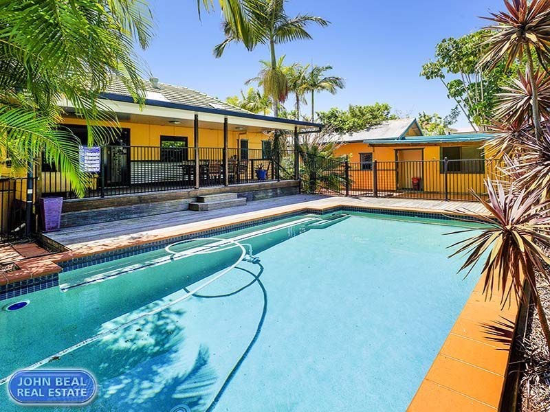 37 Bailey Street, Woody Point QLD 4019